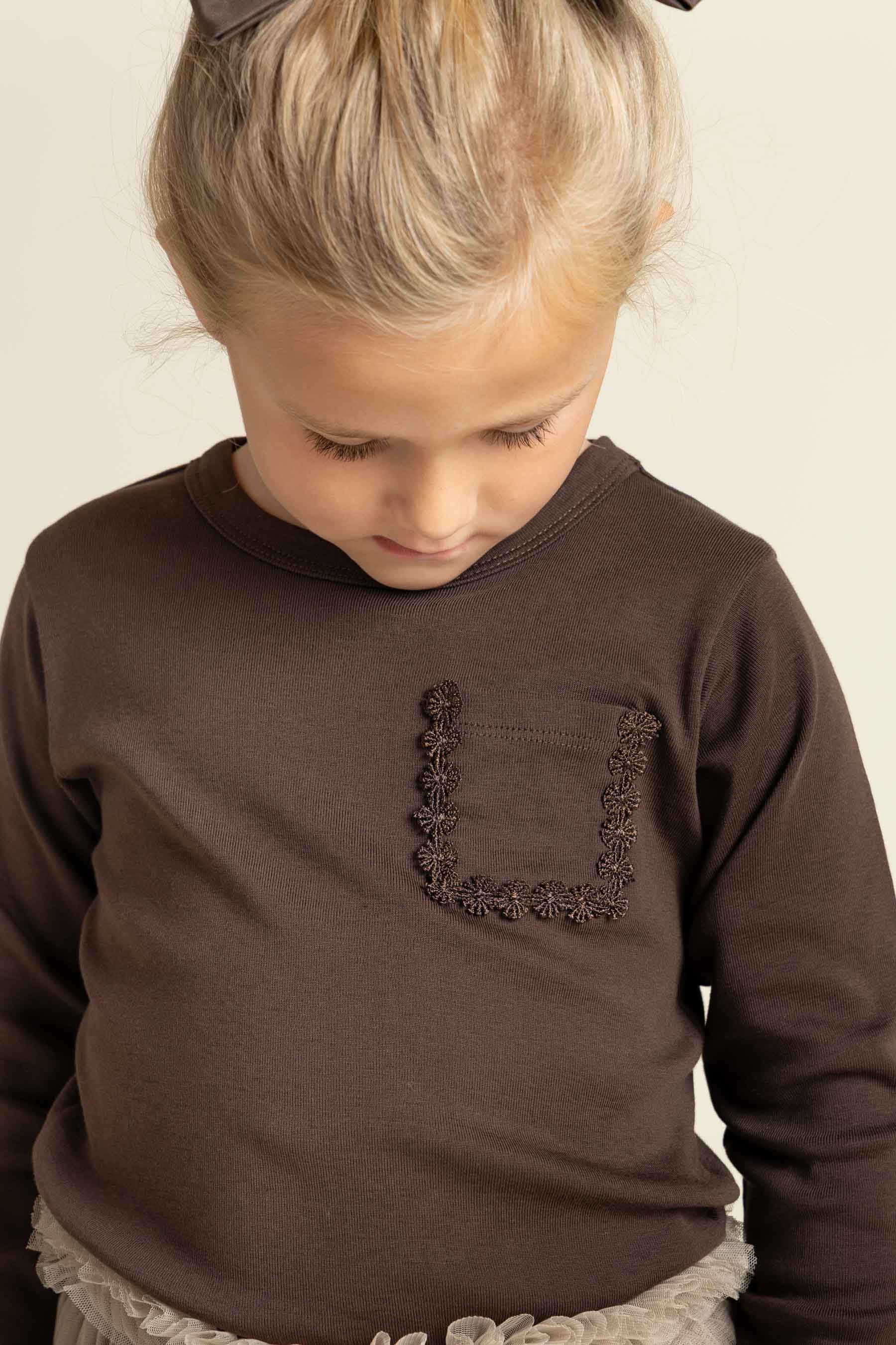 Long Sleeve T-shirt with Chest pocket - Kids - Chocolate | 100870 Sienna