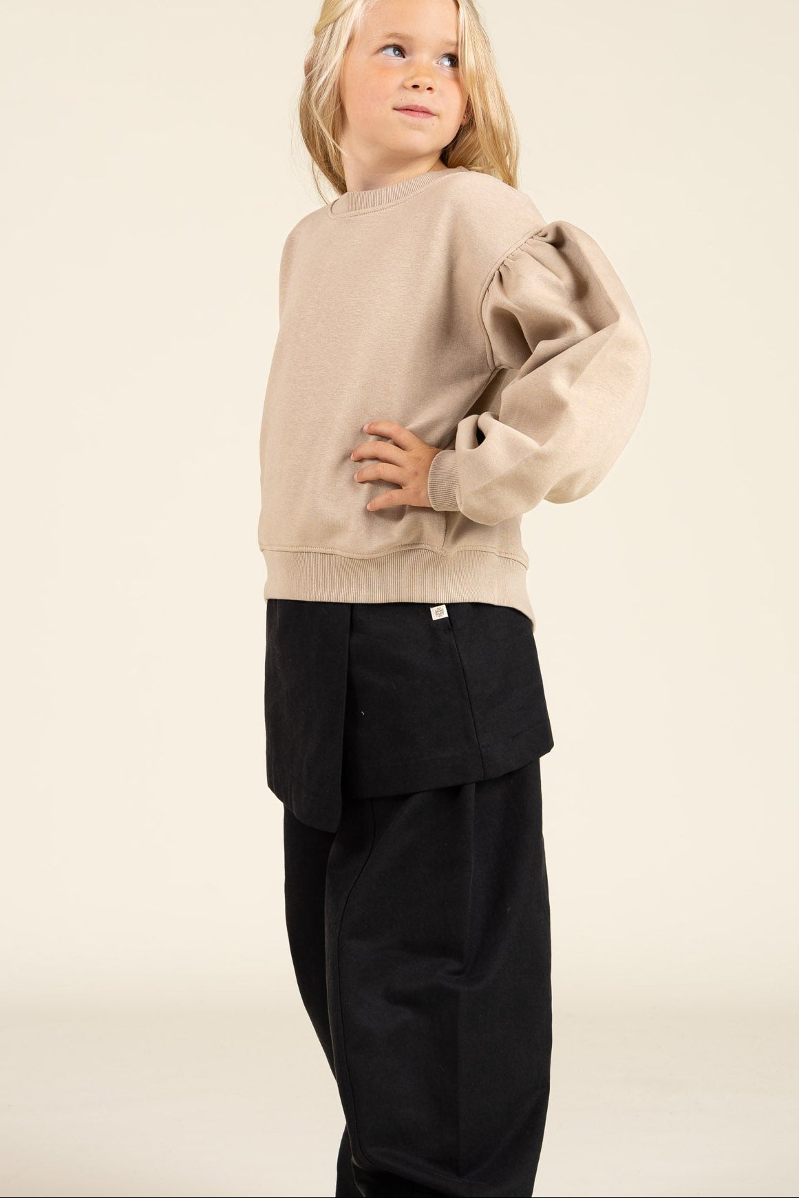 Barrel-leg Tencel Trousers - Tween - Black | 100133 Asta